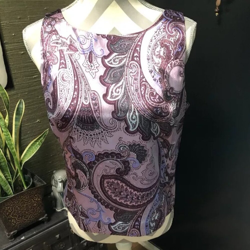 VIEN LADIES PAISLEY LAVENDER SLEEVELESS TOP PREOWNED SIZE L GREAT CONDITION
